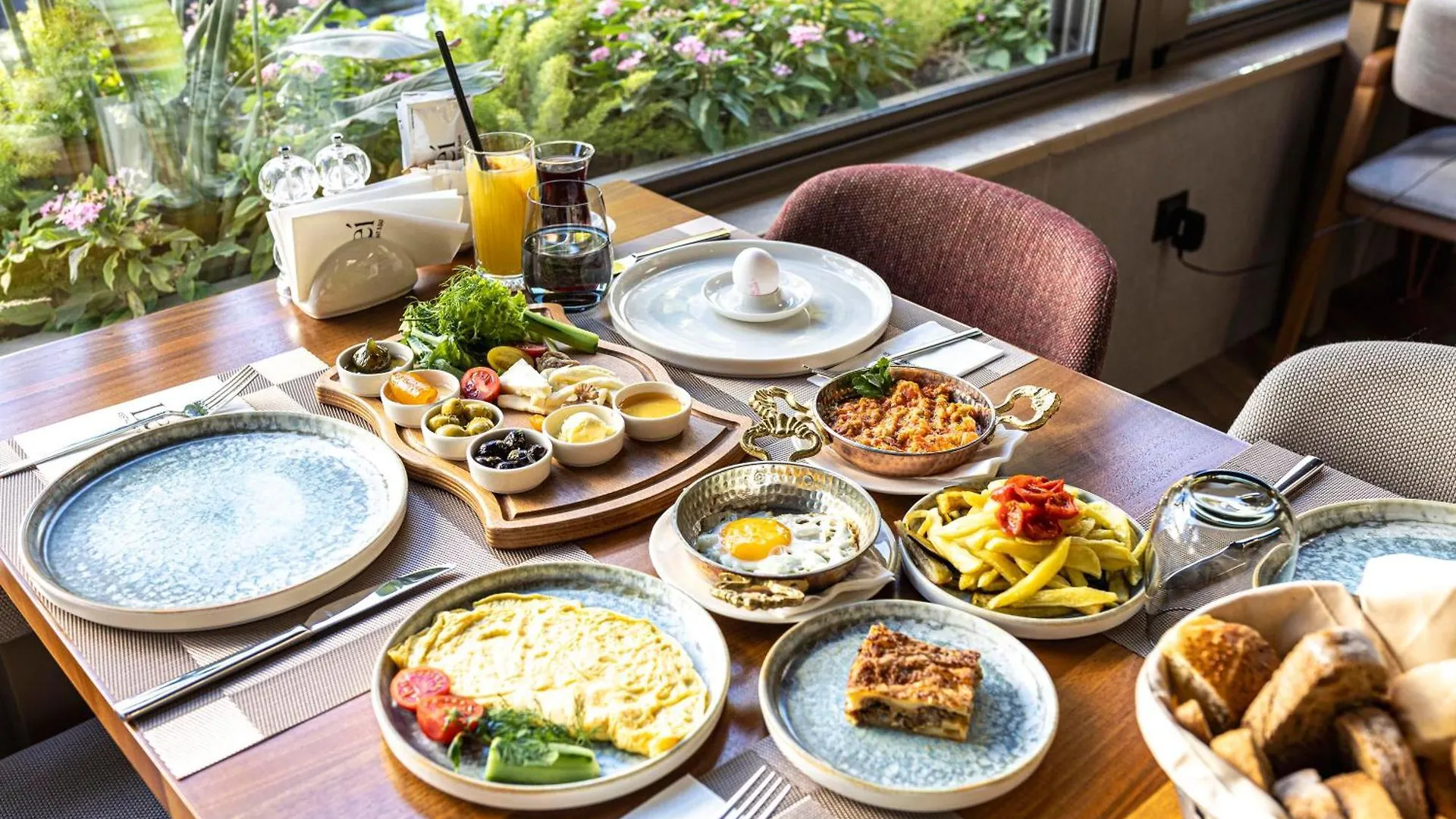 Lei Hotel Antalia Turchia
