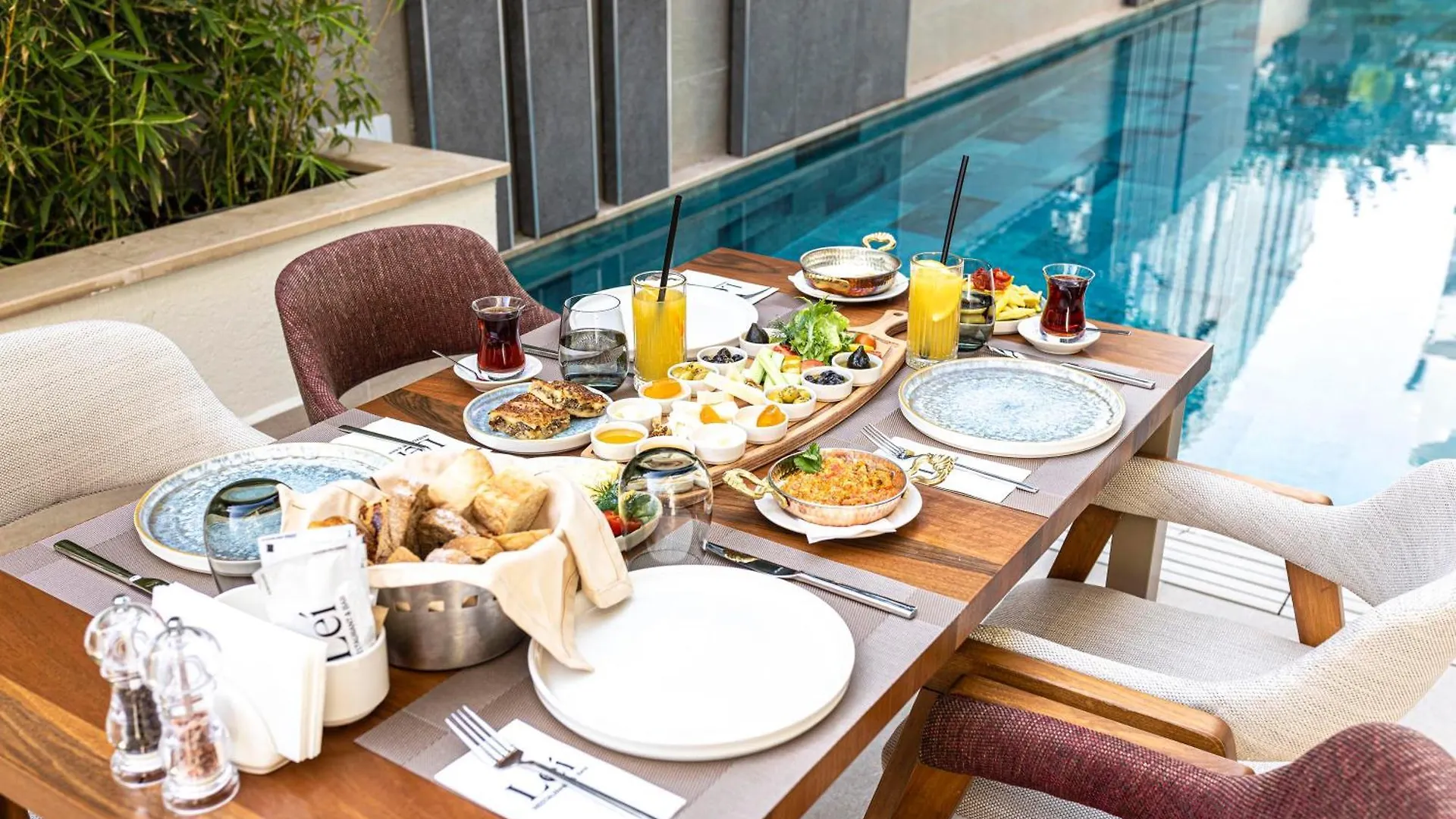 Lei Hotel Antalia 0*,  Turchia